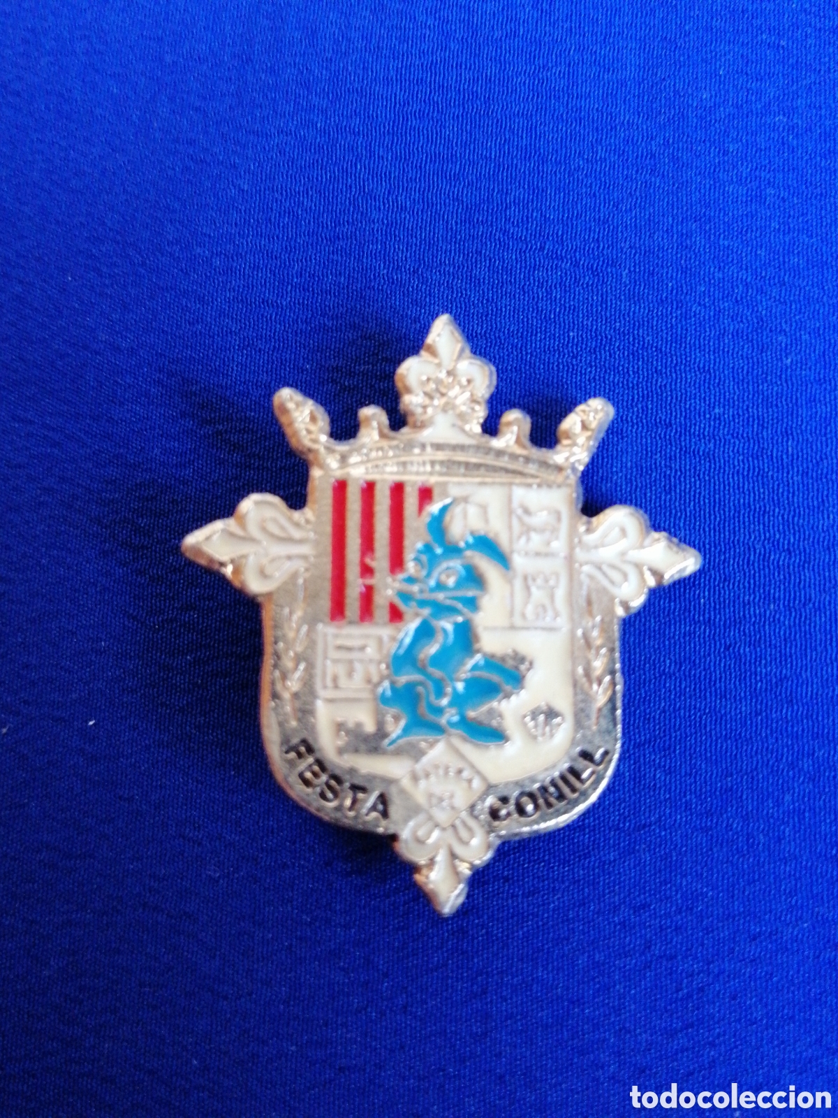 Pin's de collection: FIESTA DEL CONILL (BETERA) VALENCIA ESCUDO HER&Aacute;LDICO