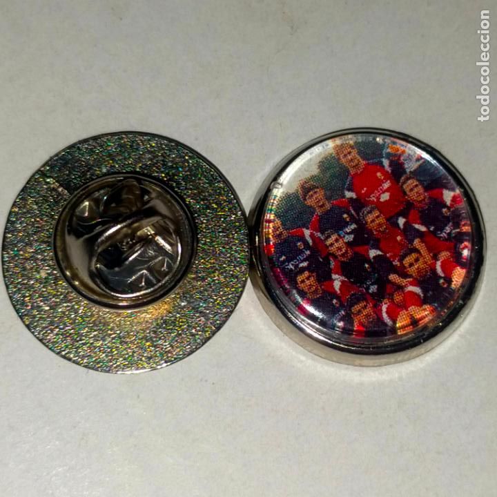 Sammlung von Pins: pin redondo metal - f&uacute;tbol equipo club Mallorca JUGADOR