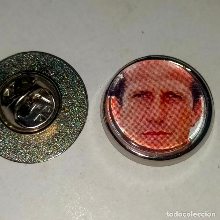 Pin's de collection: pin redondo metal - f&uacute;tbol equipo club Mallorca JUGADOR