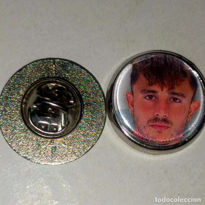 Pin's de collection: pin redondo metal - f&uacute;tbol equipo club Mallorca JUGADOR