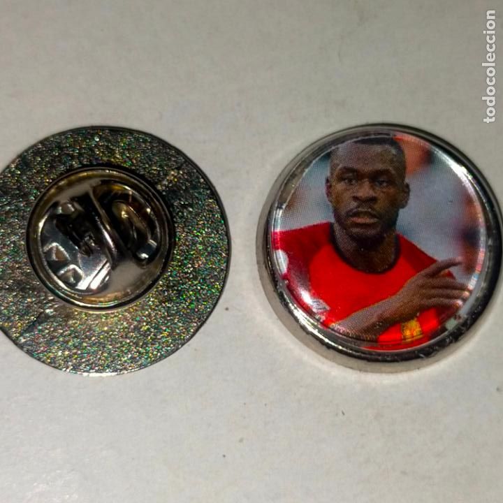 Pin's de collection: pin redondo metal - f&uacute;tbol equipo club Mallorca JUGADOR