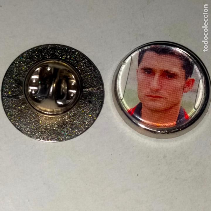 Pins e Spille di collezione: pin redondo metal - f&uacute;tbol equipo club Mallorca JUGADOR