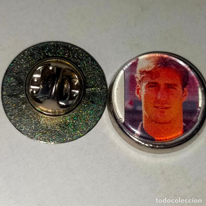 Pin's de collection: pin redondo metal - f&uacute;tbol equipo club Mallorca JUGADOR