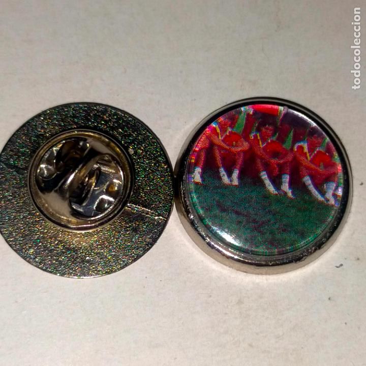 Sammlung von Pins: pin redondo metal - f&uacute;tbol equipo club Mallorca JUGADOR