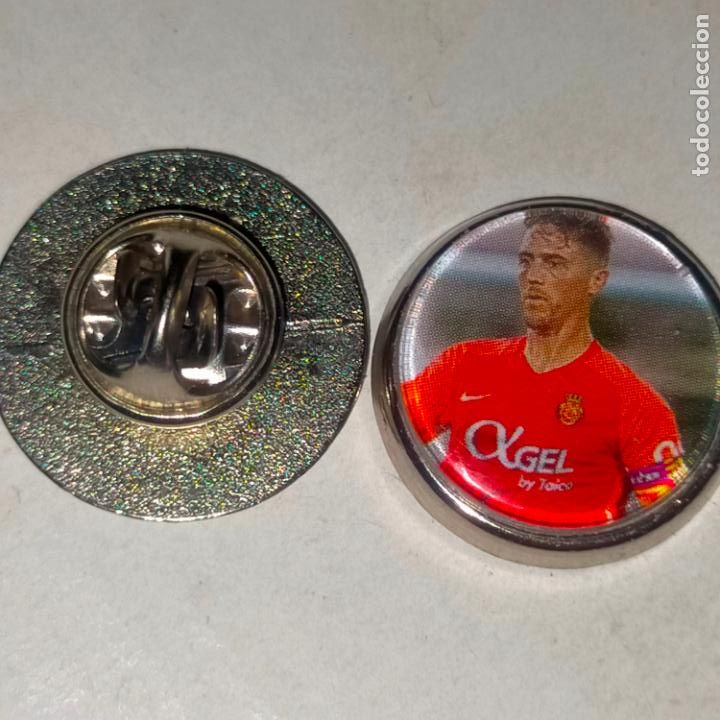 Pin's de collection: pin redondo metal - f&uacute;tbol equipo club Mallorca JUGADOR