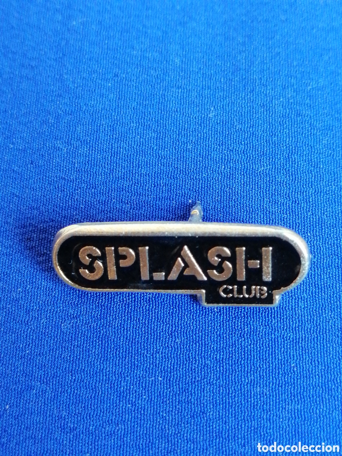 Sammlung von Pins: SPLASH CLUB PIN