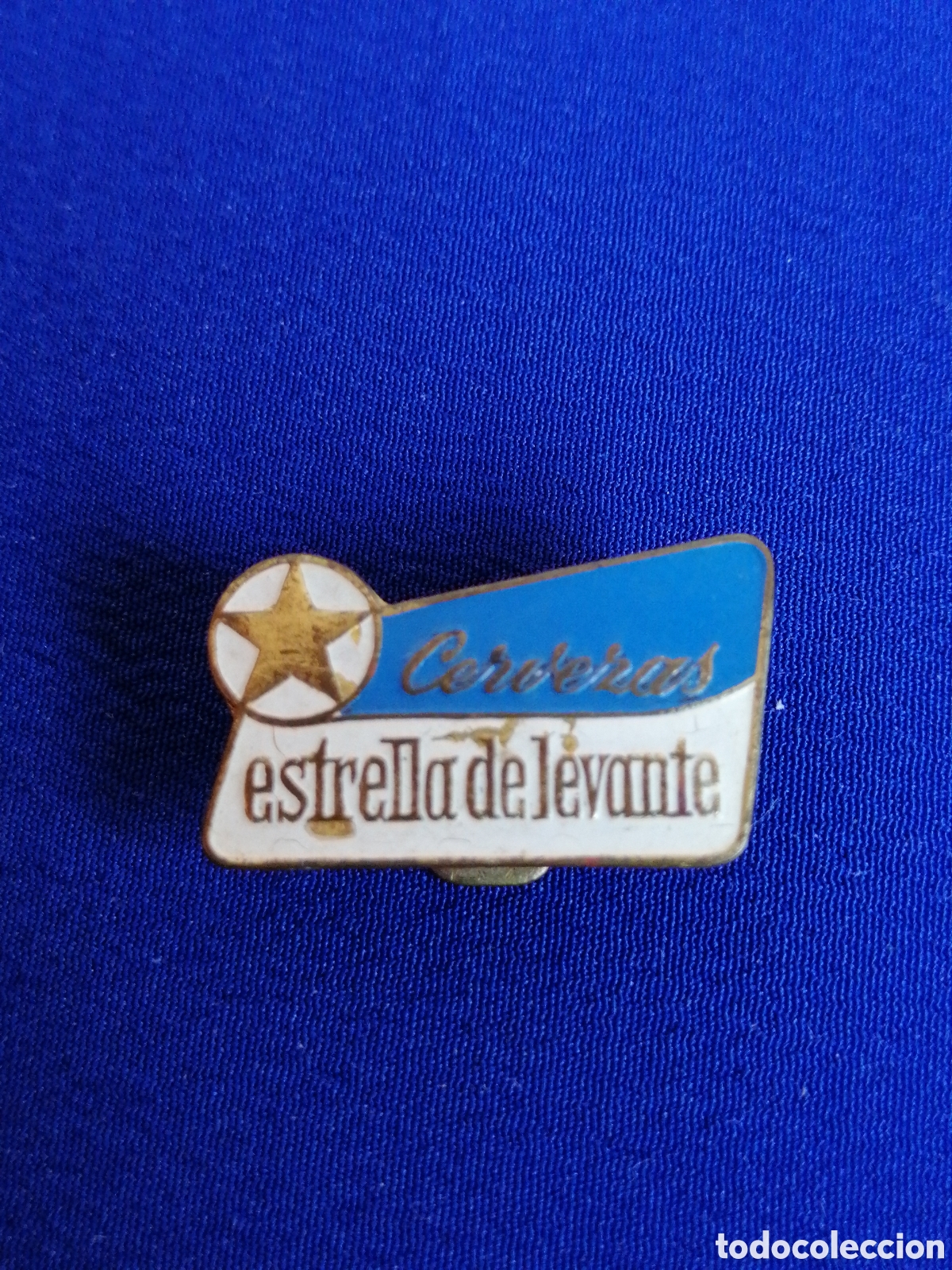 Pins de cole&ccedil;&atilde;o: CERVEZA ESTRELLA LEVANTE INSIGNA DE OJAL