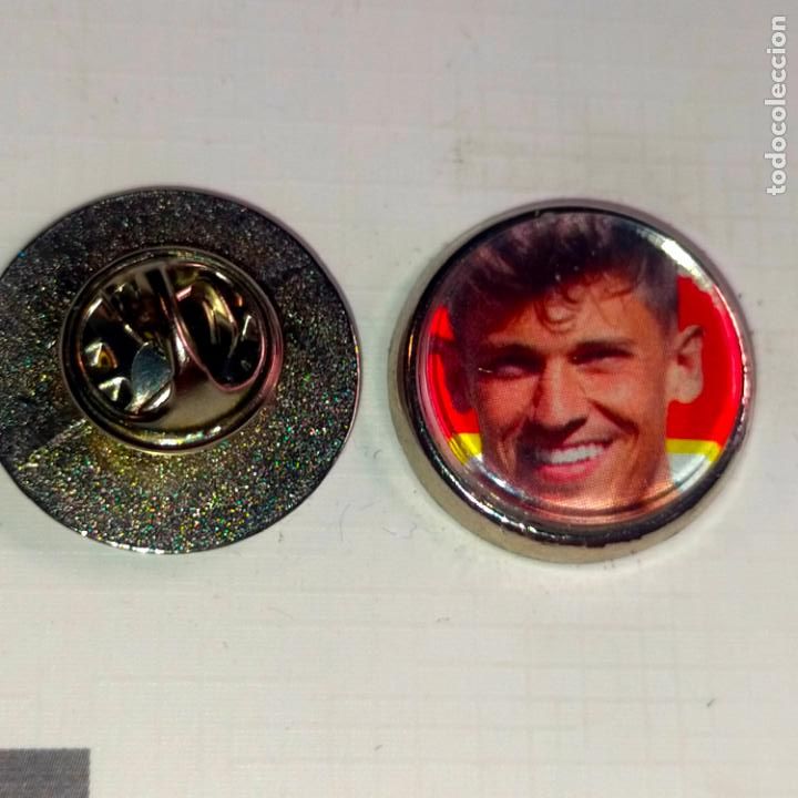 Pin's de collection: pin redondo metal - f&uacute;tbol equipo club Atl&eacute;tico de Madrid JUGADOR