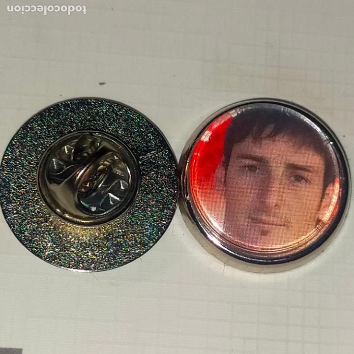 Pins de colecci&oacute;n: pin redondo metal - f&uacute;tbol equipo club mallorca JUGADOR