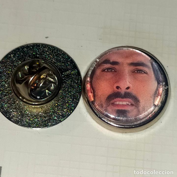 Pins de colecci&oacute;n: pin redondo metal - f&uacute;tbol equipo club mallorca JUGADOR