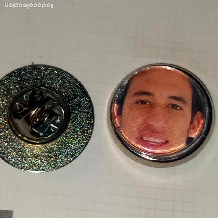 Pins de cole&ccedil;&atilde;o: pin redondo metal - f&uacute;tbol equipo club mallorca JUGADOR