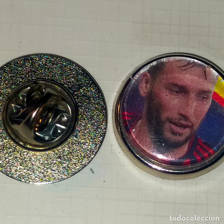 Sammlung von Pins: pin redondo metal - f&uacute;tbol equipo club mallorca JUGADOR