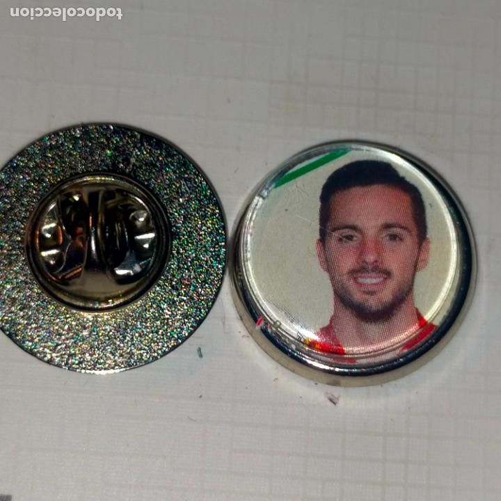 Pin's de collection: pin redondo metal - f&uacute;tbol equipo club Espa&ntilde;a selecci&oacute;n espa&ntilde;ola jugador