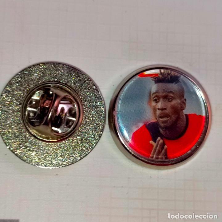 Sammlung von Pins: PIN REDONDO METAL - FUTBOL REAL CLUB DEPORTIVO MALLORCA JUGADOR