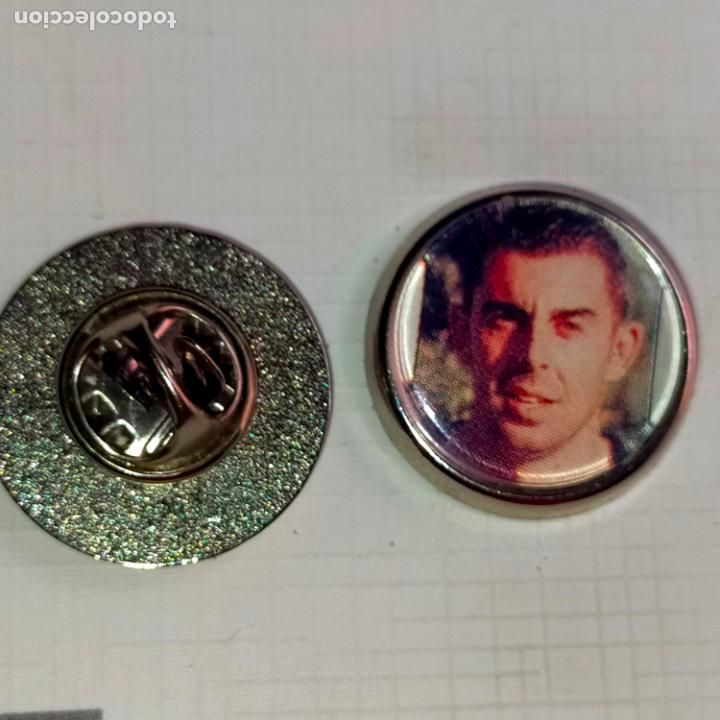 Pins e Spille di collezione: PIN REDONDO METAL - FUTBOL REAL CLUB DEPORTIVO MALLORCA JUGADOR