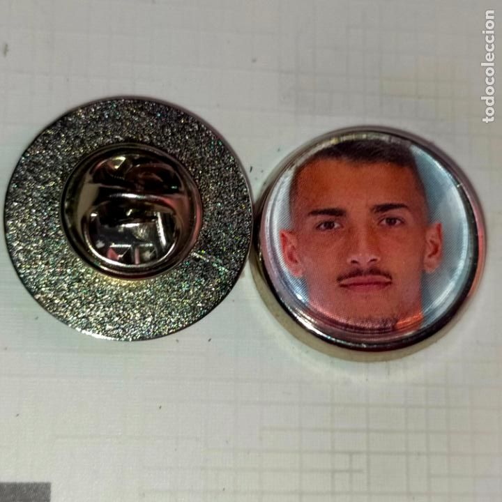Pins e Spille di collezione: PIN REDONDO METAL - FUTBOL REAL CLUB DEPORTIVO MALLORCA JUGADOR