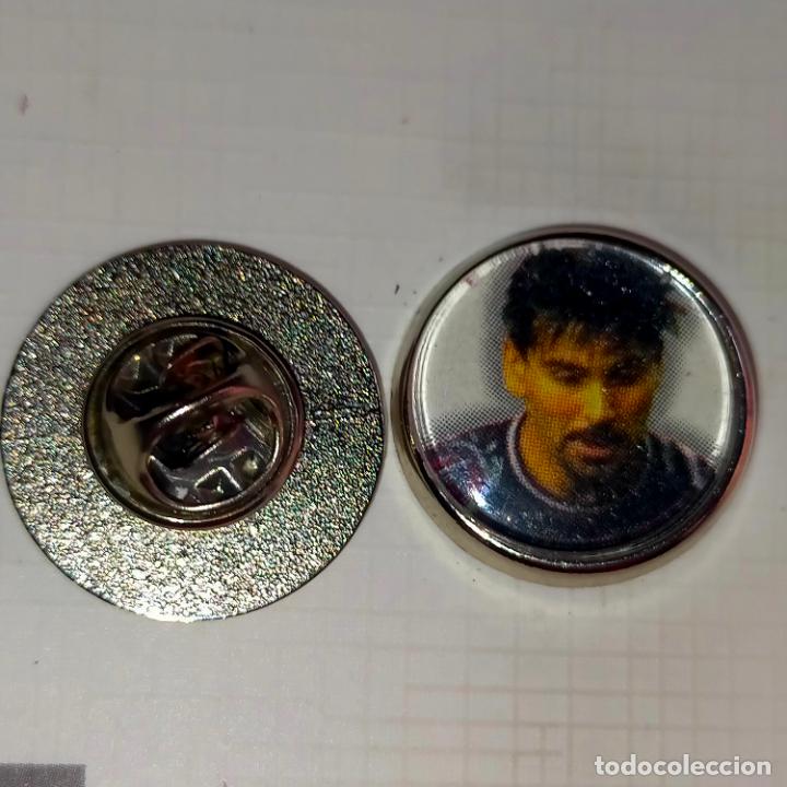 Pins e Spille di collezione: PIN REDONDO METAL - FUTBOL REAL CLUB DEPORTIVO MALLORCA JUGADOR