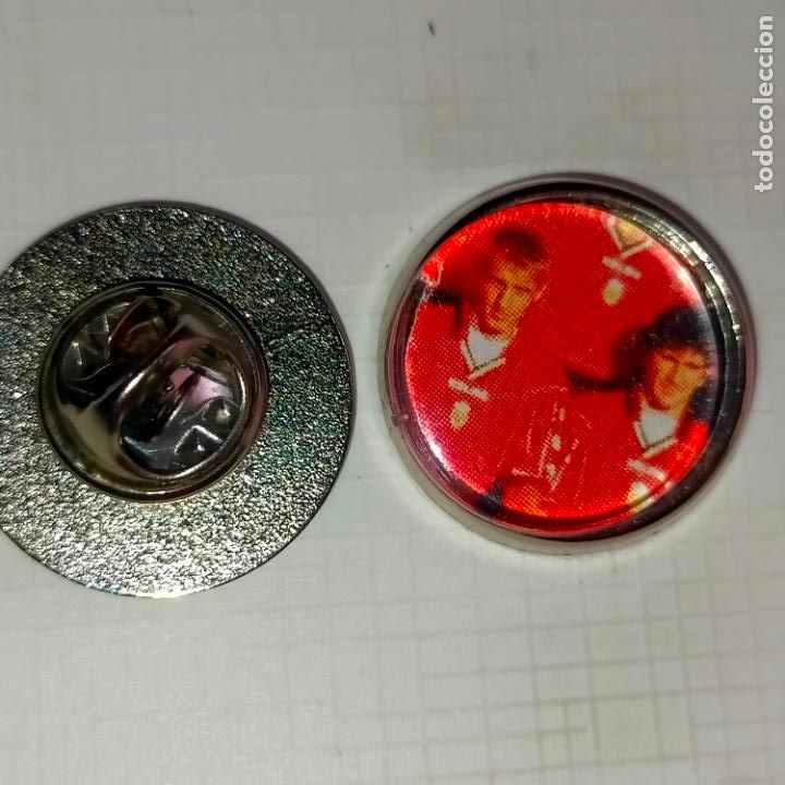 Sammlung von Pins: PIN REDONDO METAL - FUTBOL REAL CLUB DEPORTIVO MALLORCA JUGADOR