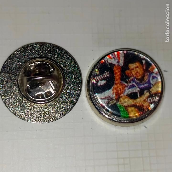 Pins de cole&ccedil;&atilde;o: PIN REDONDO METAL - FUTBOL REAL CLUB DEPORTIVO MALLORCA JUGADOR