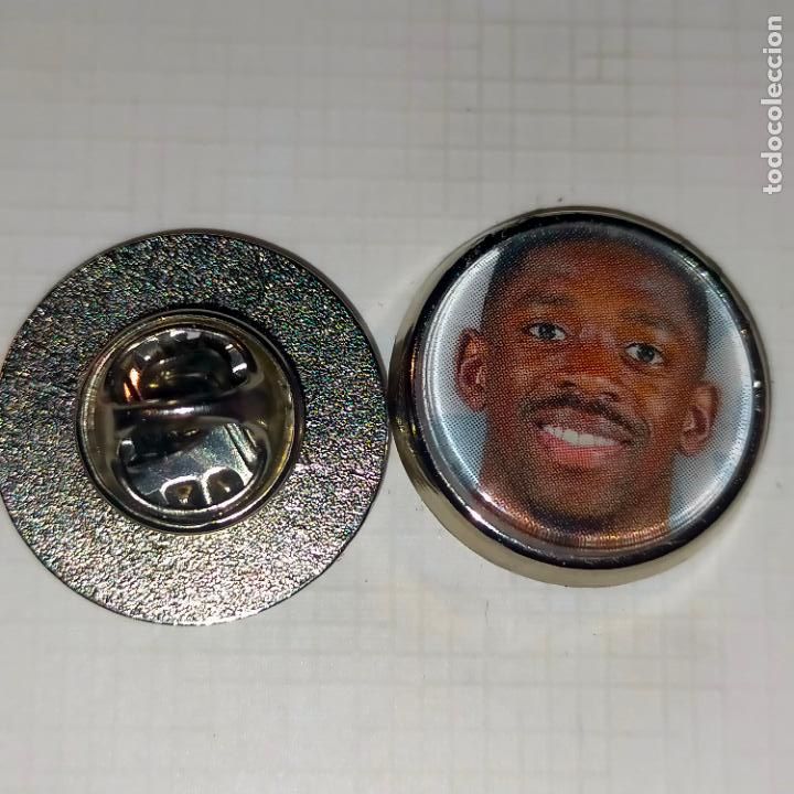 Pins de cole&ccedil;&atilde;o: PIN REDONDO METAL - FUTBOL REAL CLUB Barcelona JUGADOR