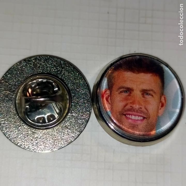 Pins de cole&ccedil;&atilde;o: PIN REDONDO METAL - FUTBOL REAL CLUB Barcelona JUGADOR