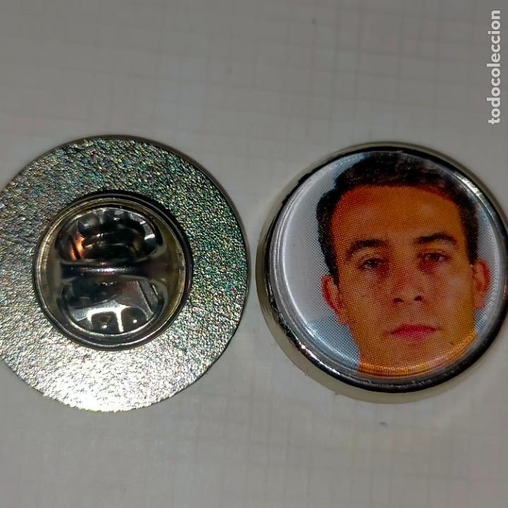 Collection pins: PIN REDONDO METAL - FUTBOL REAL CLUB Barcelona JUGADOR