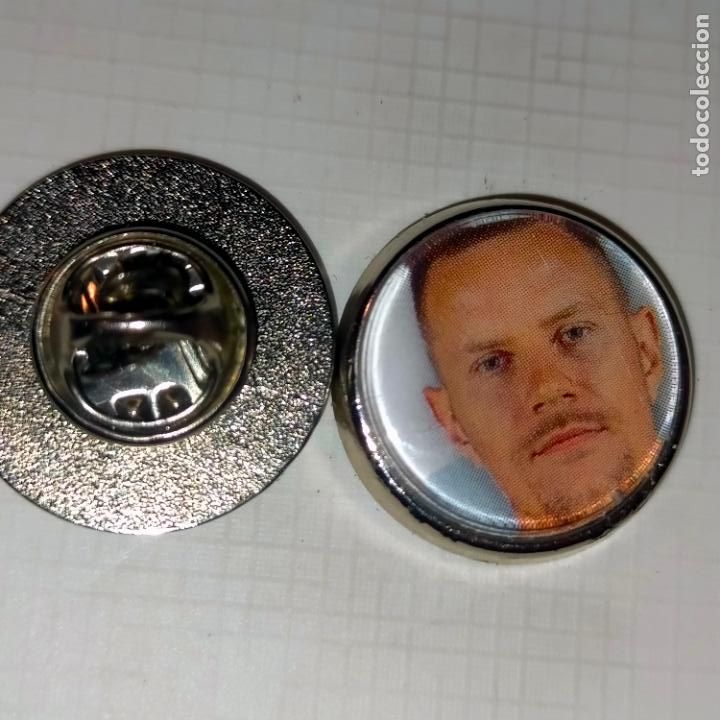 Pins de cole&ccedil;&atilde;o: PIN REDONDO METAL - FUTBOL REAL CLUB Barcelona JUGADOR