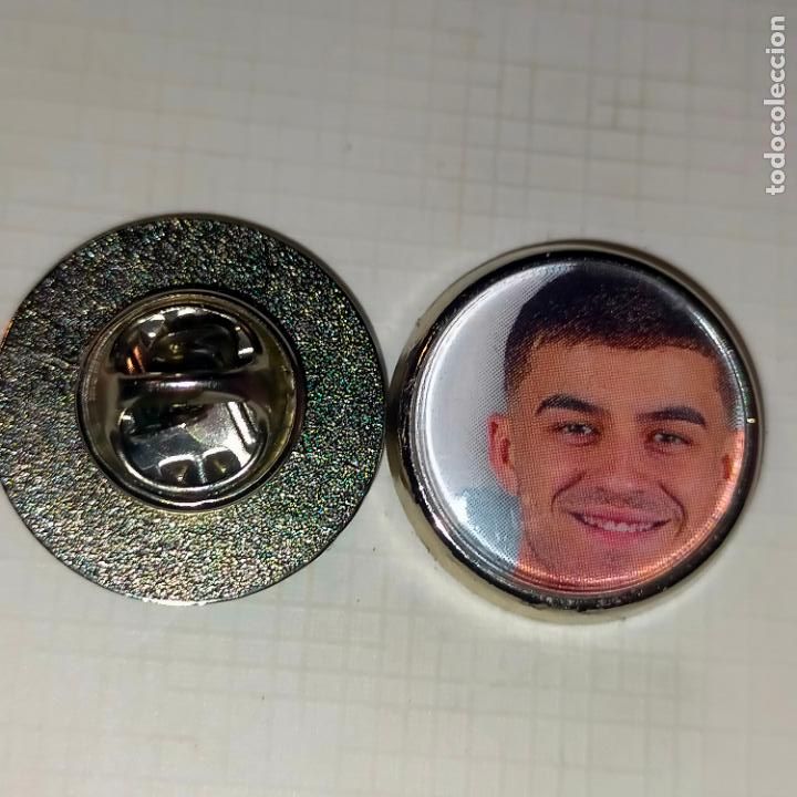 Pins de cole&ccedil;&atilde;o: PIN REDONDO METAL - FUTBOL REAL CLUB Barcelona JUGADOR