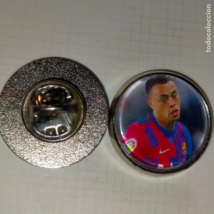 Pins de cole&ccedil;&atilde;o: PIN REDONDO METAL - FUTBOL REAL CLUB Barcelona JUGADOR