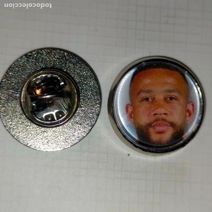 Collection pins: PIN REDONDO METAL - FUTBOL REAL CLUB Barcelona JUGADOR