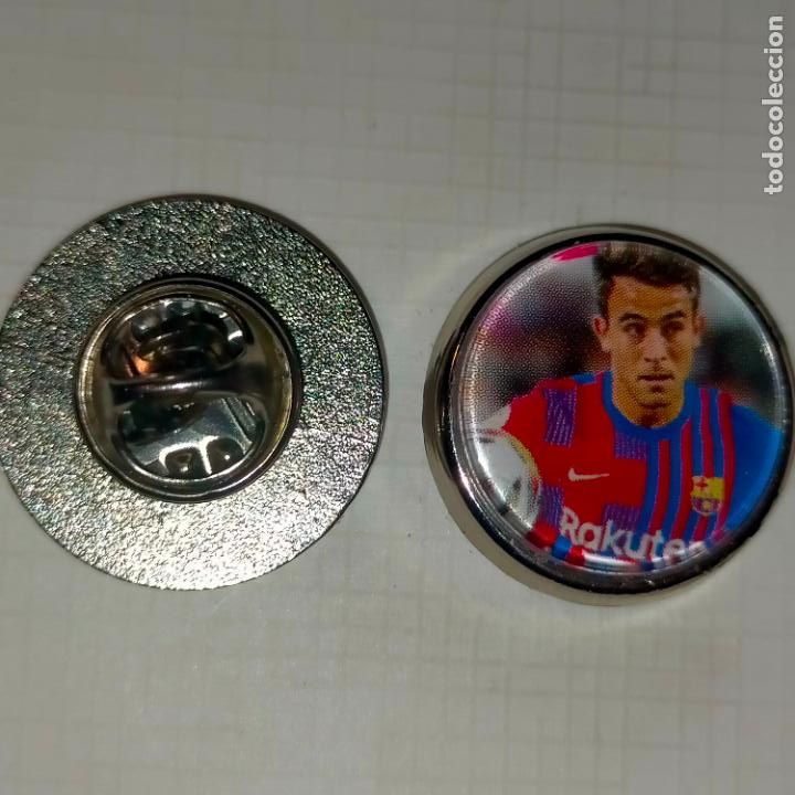 Collection pins: PIN REDONDO METAL - FUTBOL REAL CLUB Barcelona JUGADOR