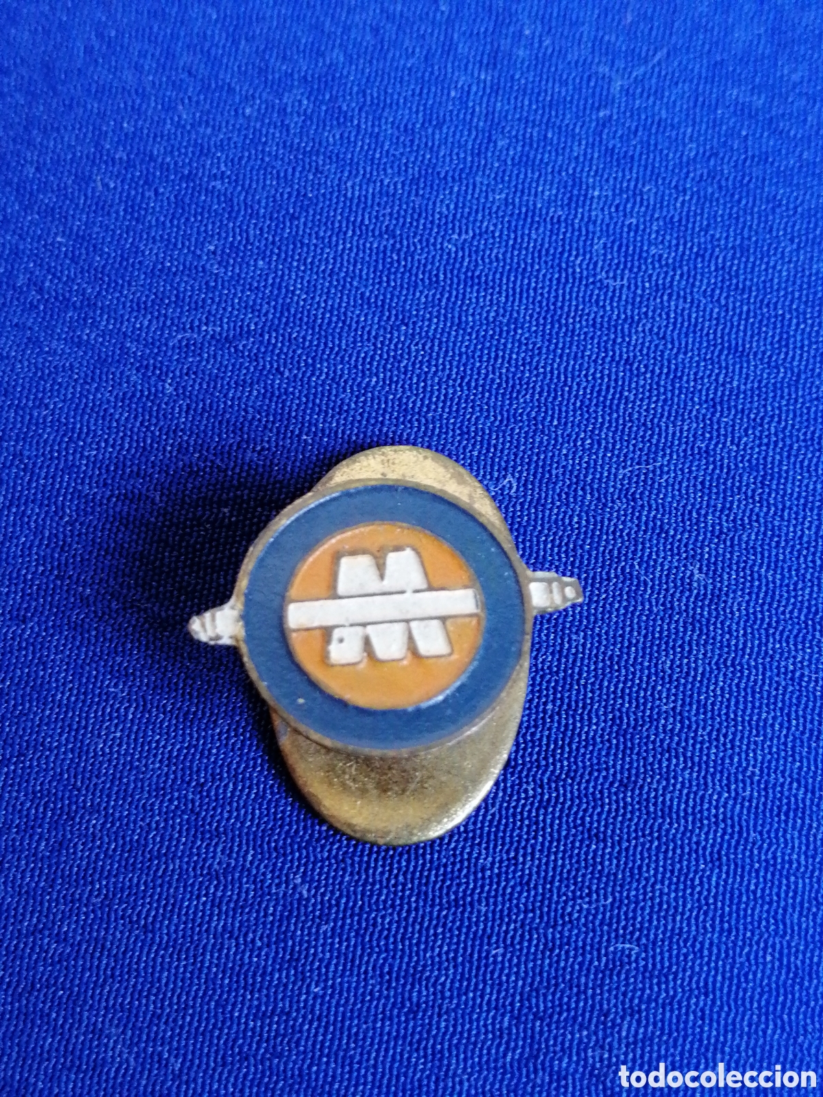 Collection pins: TUBO ELECTRICO EMPRESA INSIGNIA DE OJAL ANTIGUA