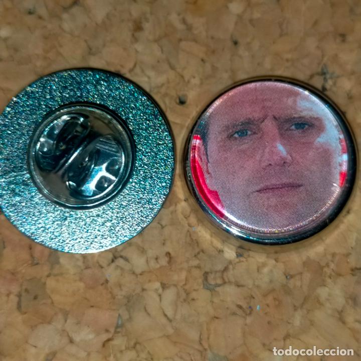 Pins de cole&ccedil;&atilde;o: pin redondo metal - f&uacute;tbol equipo club NUMANCIA DE SORIA - JUGADOR