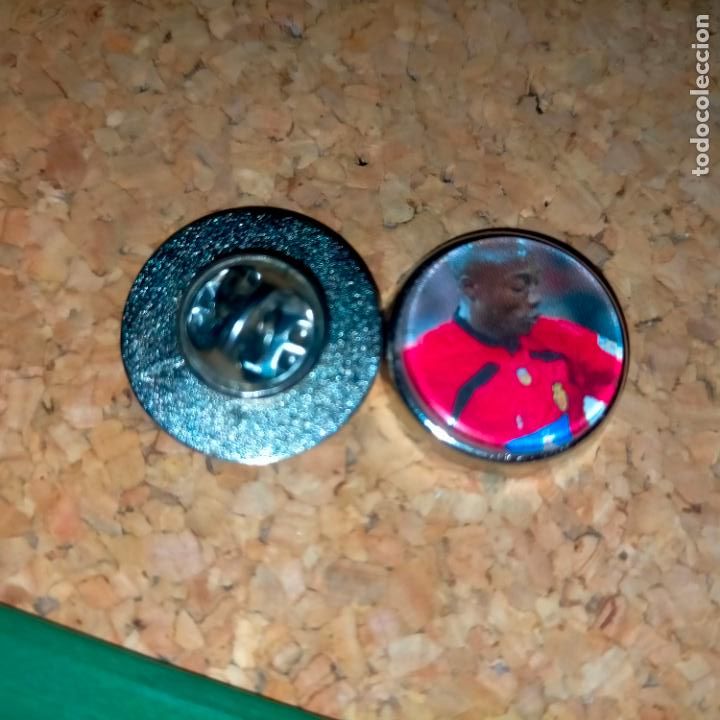 Collection pins: pin redondo metal - f&uacute;tbol equipo club real mallorca - JUGADOR