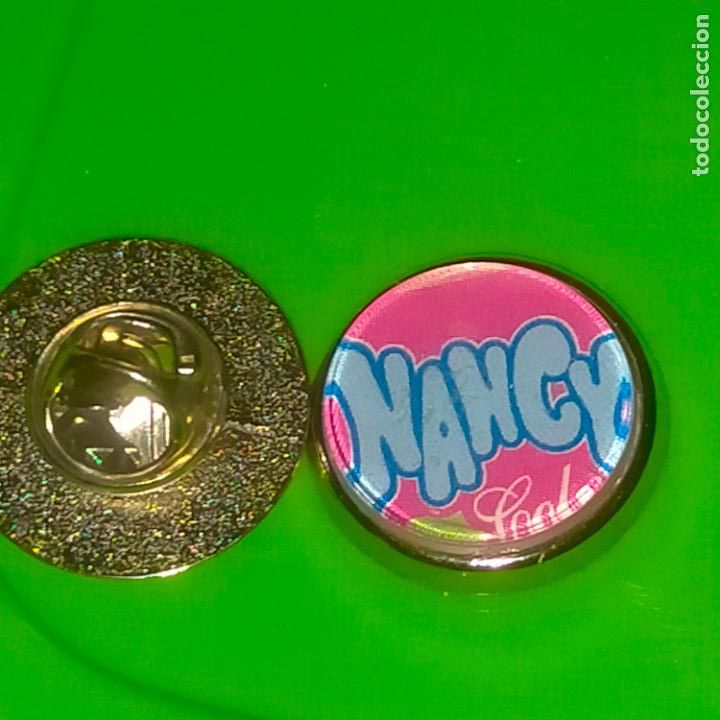 Pins e Spille di collezione: PIN REDONDO METAL - JUGUETES MU&Ntilde;ECAS DE FAMOSA NANCY
