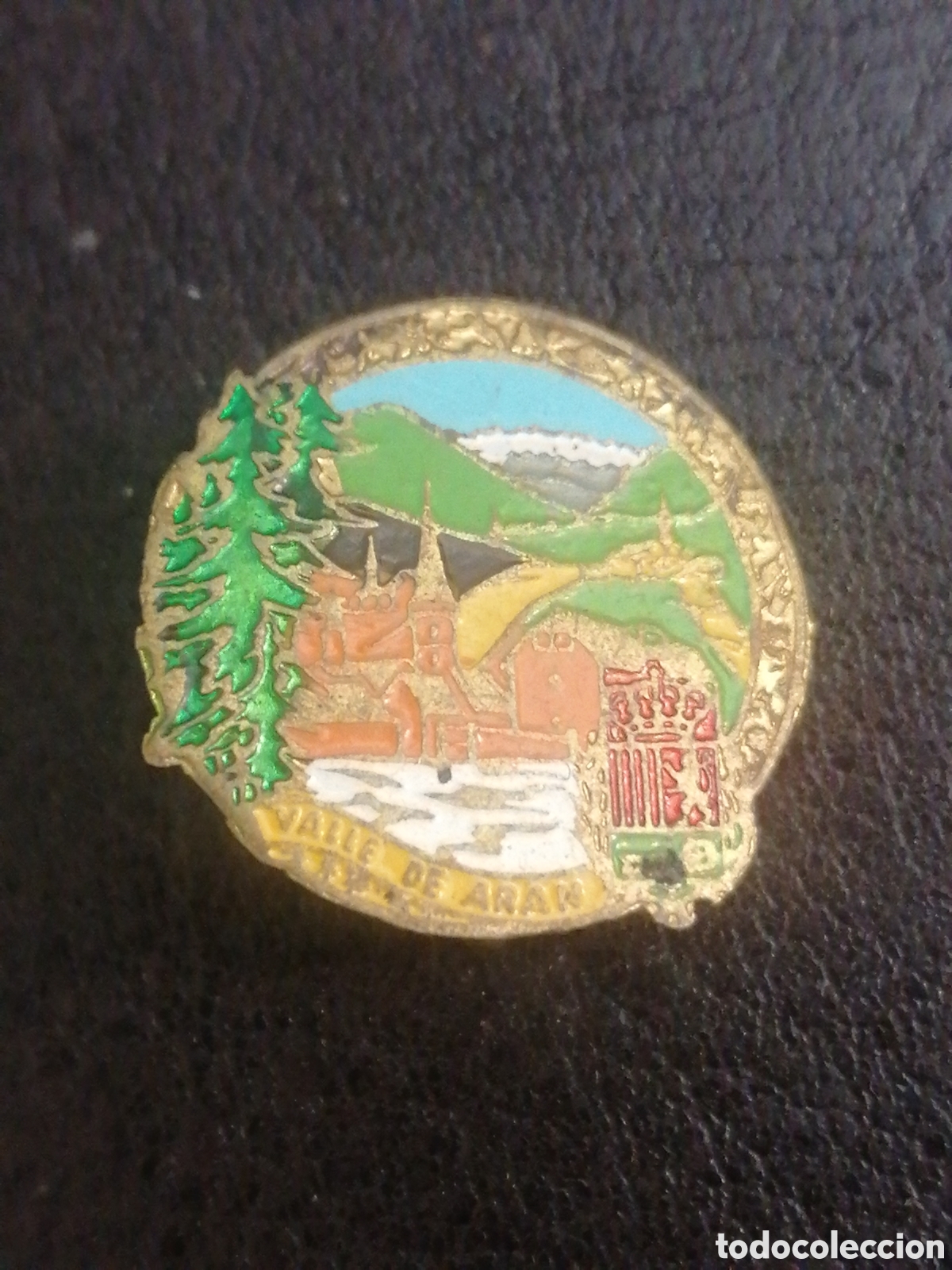 Pins de colecci&oacute;n: Pin antiguo tipo imperdible insignia Vall de Ar&aacute;n Valle de Ar&aacute;n Lleida
