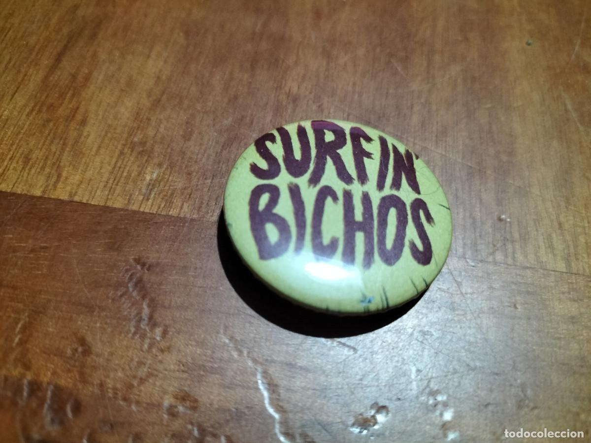 Pins e Spille di collezione: SURFIN BICHOS. M&Uacute;SICA. CHAPAS. PIN. 0,31 MM. DETR&Aacute;S MET&Aacute;LICA. SIN USO. DIFICIL