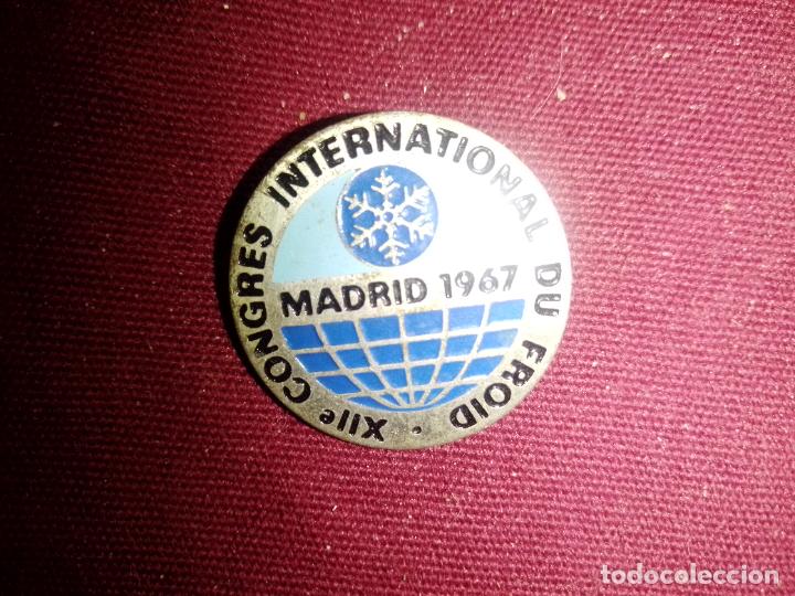 Pins de colecci&oacute;n: Pin de aguja XII Congres International du Froid Madrid 1967, Congreso del frio