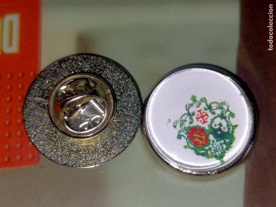 Sammlung von Pins: pin redondo metal - semana santa cadiz cofradia hermandad . insignia escudo . - la borriquita
