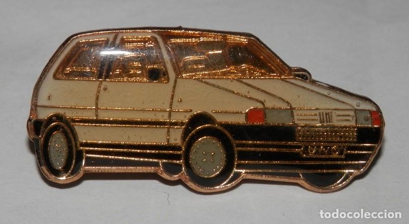 Pins de colecci&oacute;n: UN PIN-FIAT UNO
