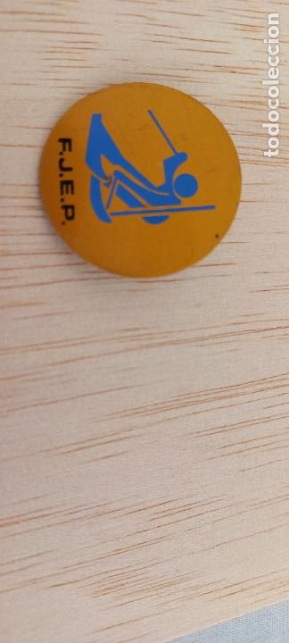 Pins de colecci&oacute;n: Medalla o pin, F.J.E.P. ski club alpino. FJEP esqui, ski, Suiza Trofeo, placa. Suisse medal
