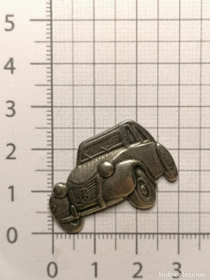 Pins de colecci&oacute;n: PIN COCHE CLASICO CITROEN DIANE