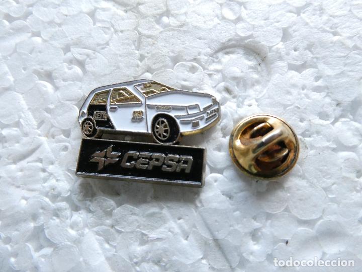 Pins e Spille di collezione: PIN DE COCHES MOTOS. GASOLINERAS ESTACIONES SERVICIO LUBRICANTES CEPSA. COCHE