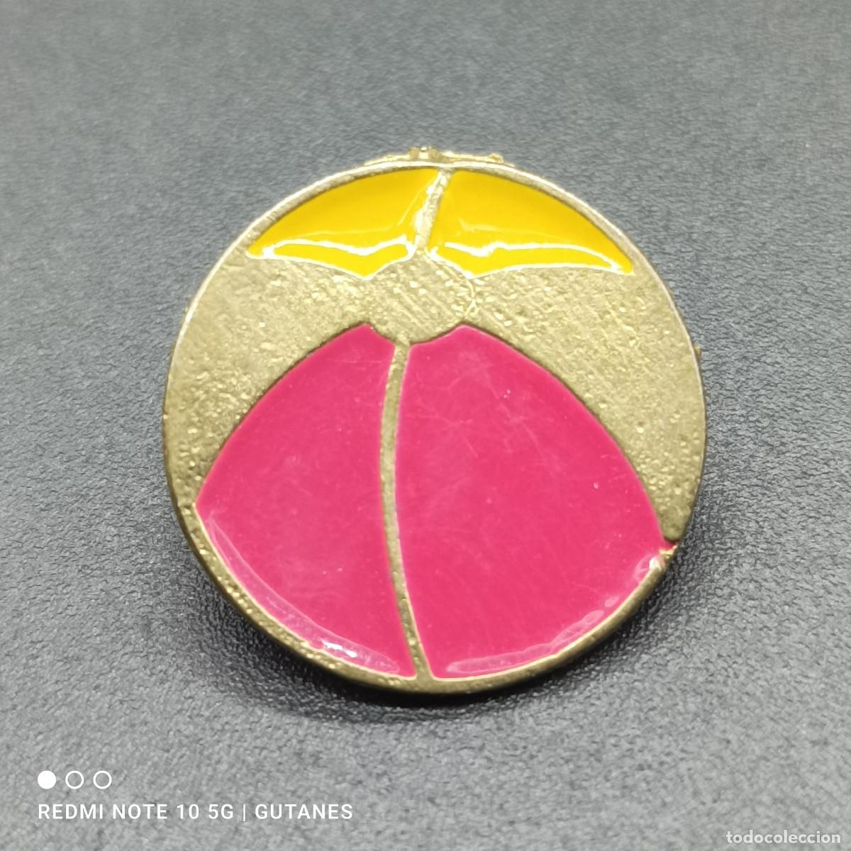 Pins de colecci&oacute;n: PIN BALON DE PLAYA
