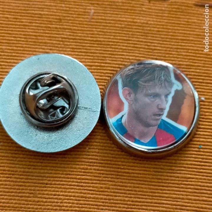 Pin's de collection: pin redondo metal - f&uacute;tbol equipo club barcelona JUGADOR o escudo