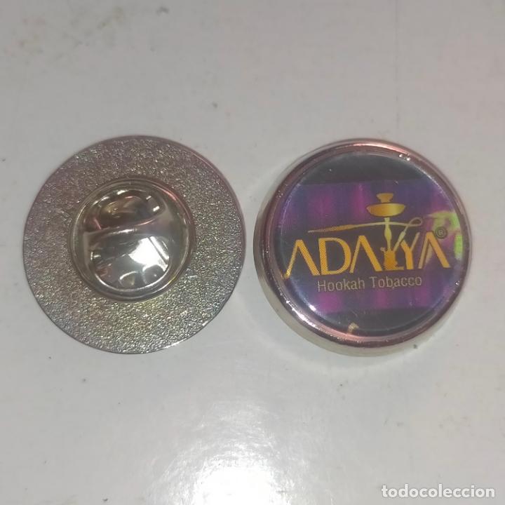 Pins e Spille di collezione: pin redondo metal - publicidad tabaco adalya para pipas y cachimbas -
