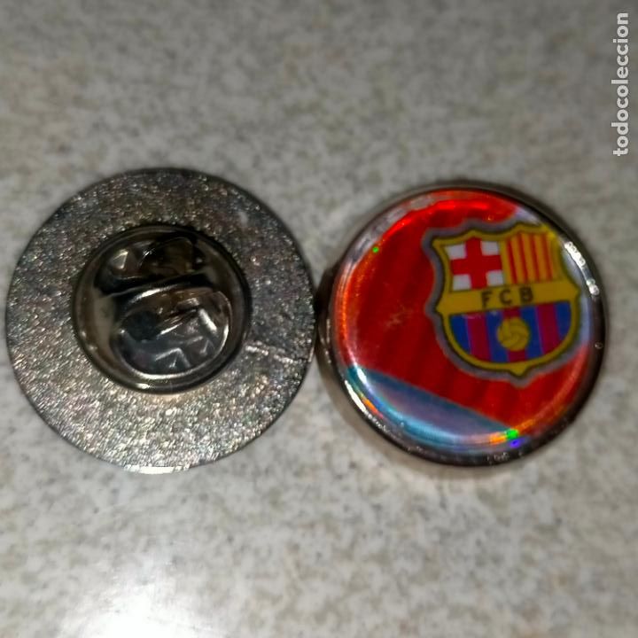 Collection pins: PIN REDONDO METAL - FUTBOL CLUB JUGADOR EQUIPO - f&uacute;tbol club Barcelona - ESCUDO