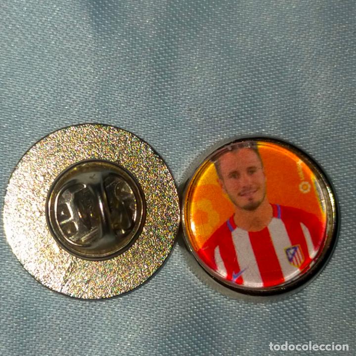 Collection pins: PIN REDONDO METAL - FUTBOL CLUB JUGADOR EQUIPO - f&uacute;tbol Atl&eacute;tico de Madrid
