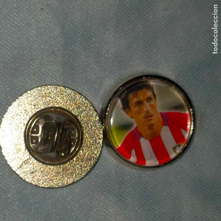 Collection pins: PIN REDONDO METAL - FUTBOL CLUB JUGADOR EQUIPO - f&uacute;tbol Atl&eacute;tico de Madrid