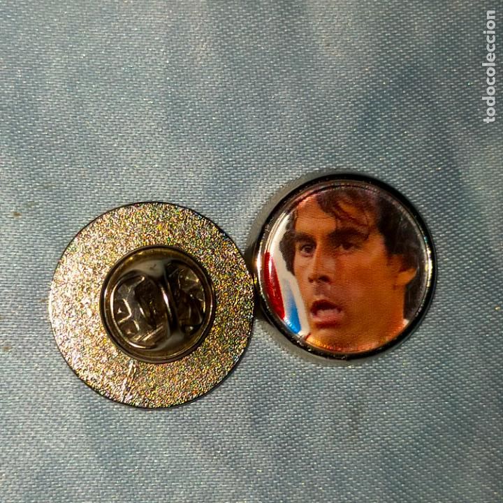 Pins de cole&ccedil;&atilde;o: PIN REDONDO METAL - FUTBOL CLUB JUGADOR EQUIPO - f&uacute;tbol Atl&eacute;tico de Madrid
